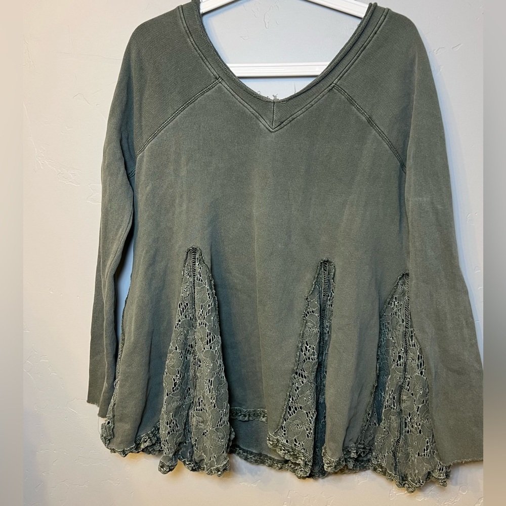 Free People No Frills Lace Inset V-Neck Pullover Sweatshirt - Picture 4 of 5